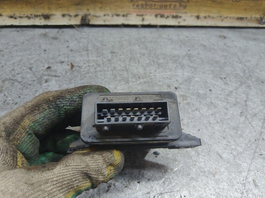 Реле вентилятора UMP0FN Citroen Xantia - Фото 2