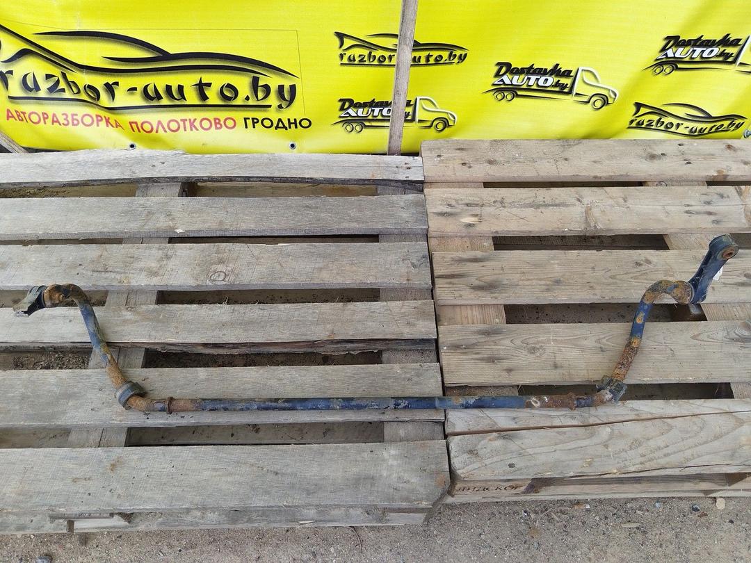 Стабилизатор подвески (поперечной устойчивости) передний MQ99FO Skoda Octavia