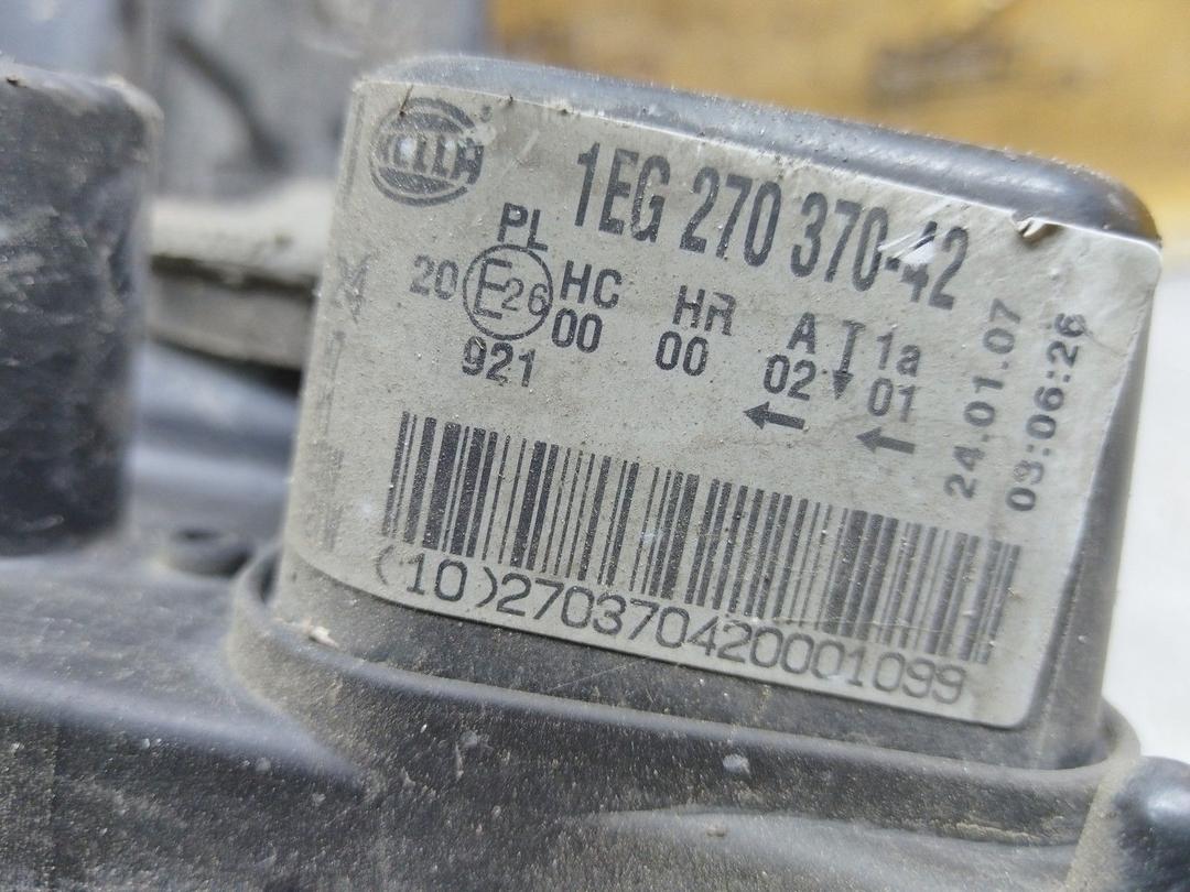 Фара правая IXFTWP Opel Astra undefined