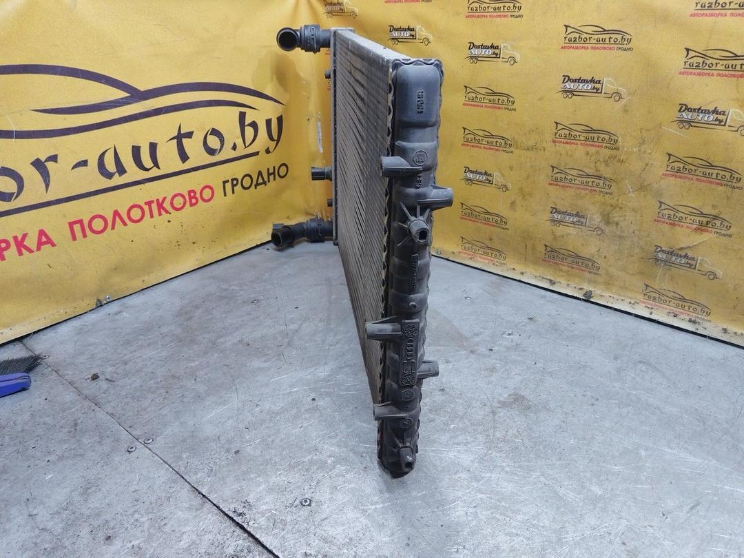 Радиатор (основной) WG0Y7D Volkswagen Polo купить в магазине запчастей бу