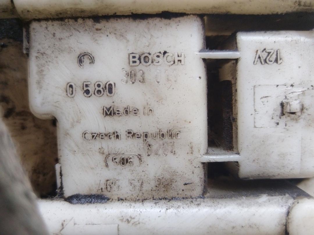 Колба в бак Y35XU8 Alfa Romeo 147 - Фото 7