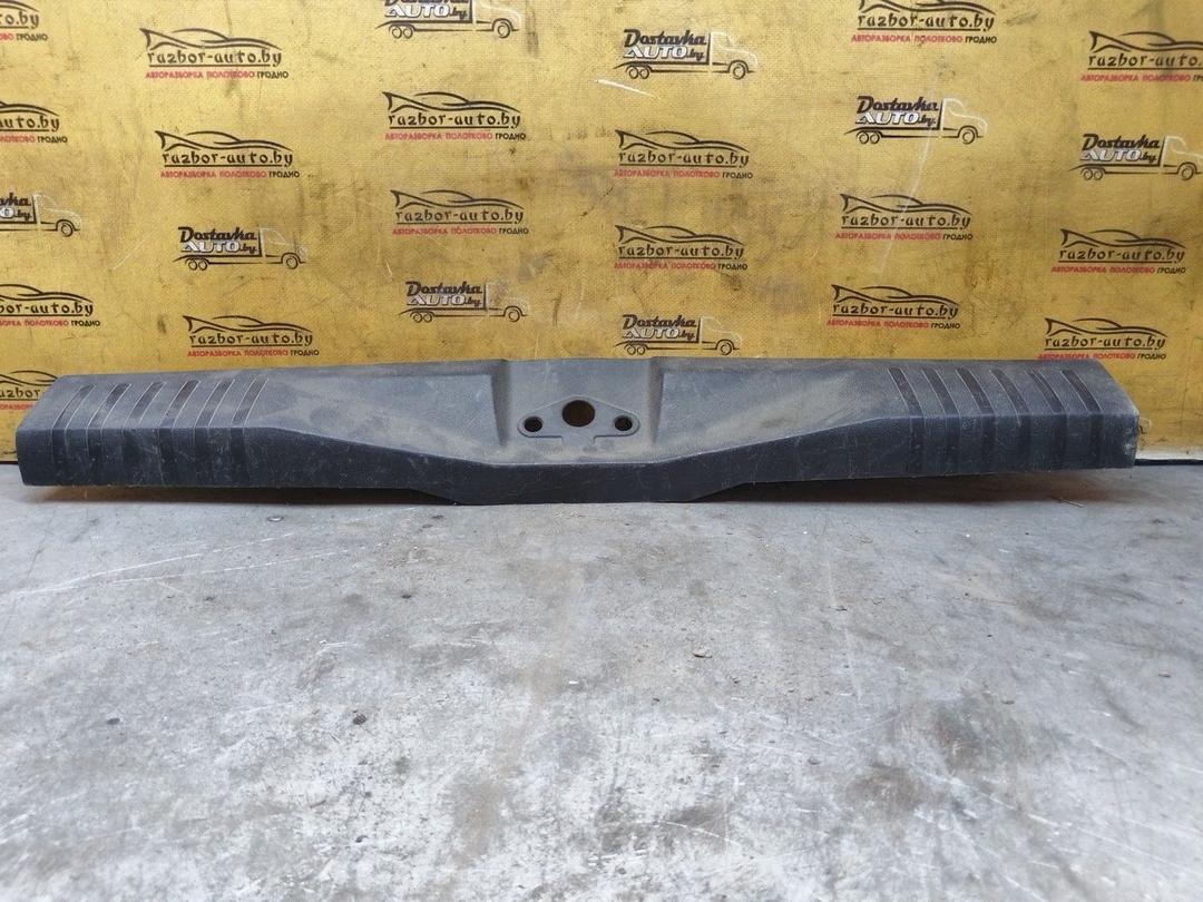 Накладка замка багажника K87HOV Ford Fiesta - Фото 3