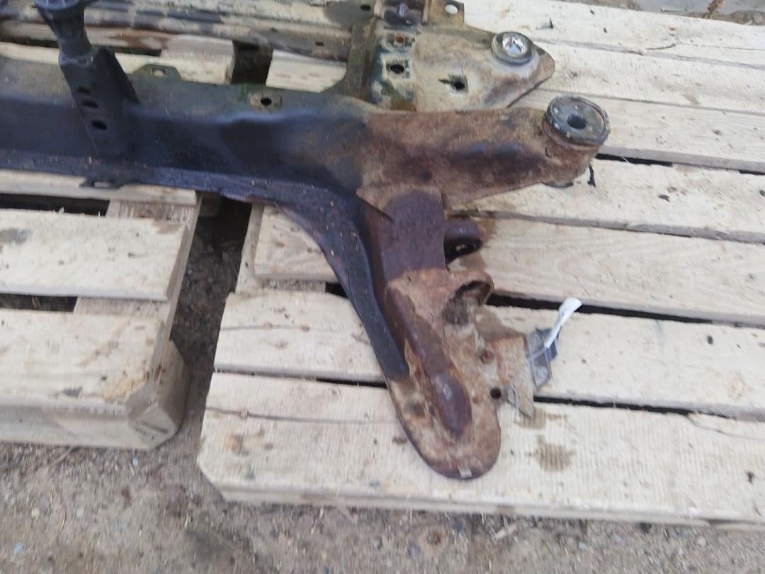 Балка подвески передняя (подрамник) X5E529 Peugeot 406 - Фото 5