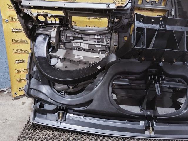 Панель передняя салона (торпедо) 9KTBB9 Citroen Xsara Picasso undefined