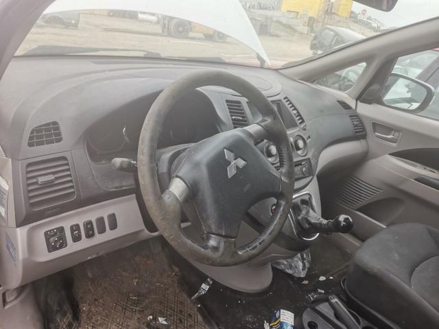 Панель передняя салона (торпедо) U4U65X Mitsubishi Grandis