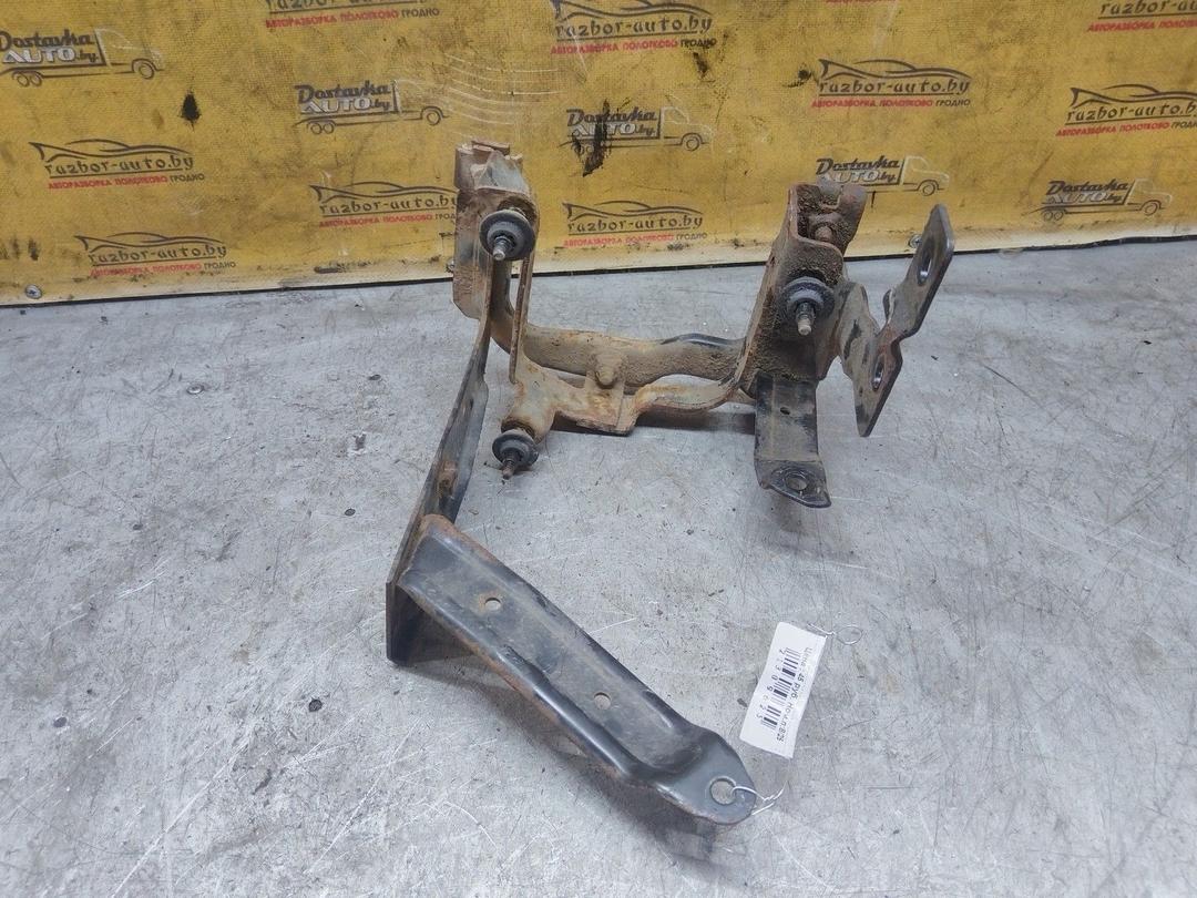 Кронштейн 21FJP8 Volvo S40 купить на авторазборке