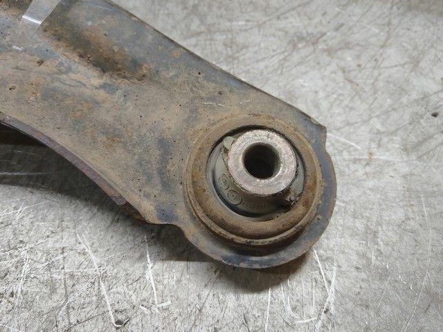 Рычаг передний левый 3UHZ73 Renault Laguna купить с доставкой