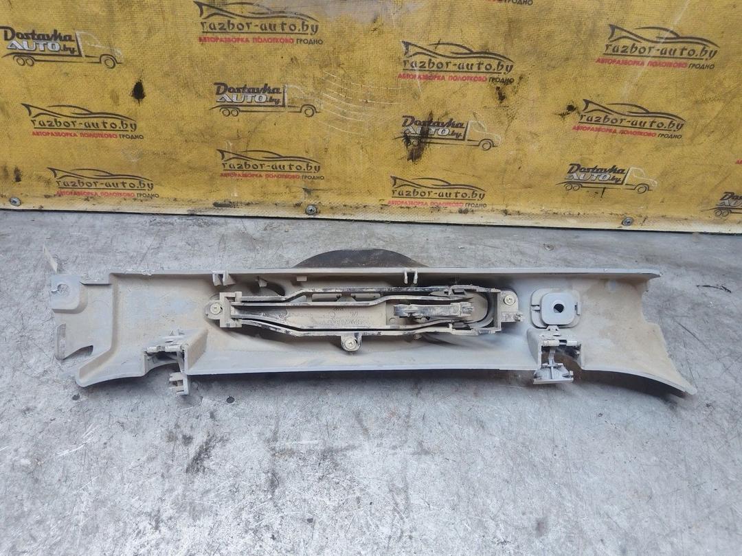 Ручка внутренняя задняя левая 05LW2E Citroen Berlingo купить в магазине запчастей бу