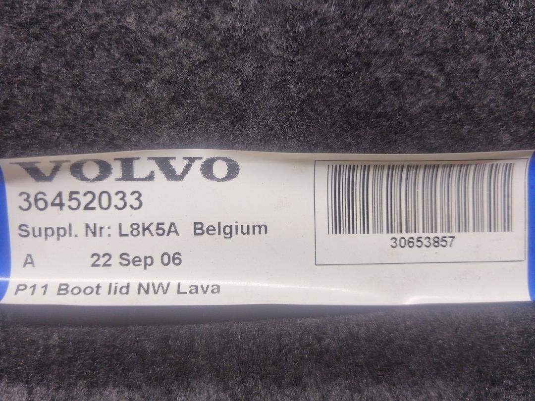 Обшивка крышки багажника J0ZRYL Volvo S40 купить на авторазборке