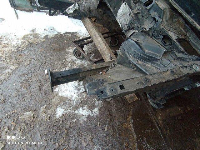 Лонжерон левый 4HUSPQ Audi A4