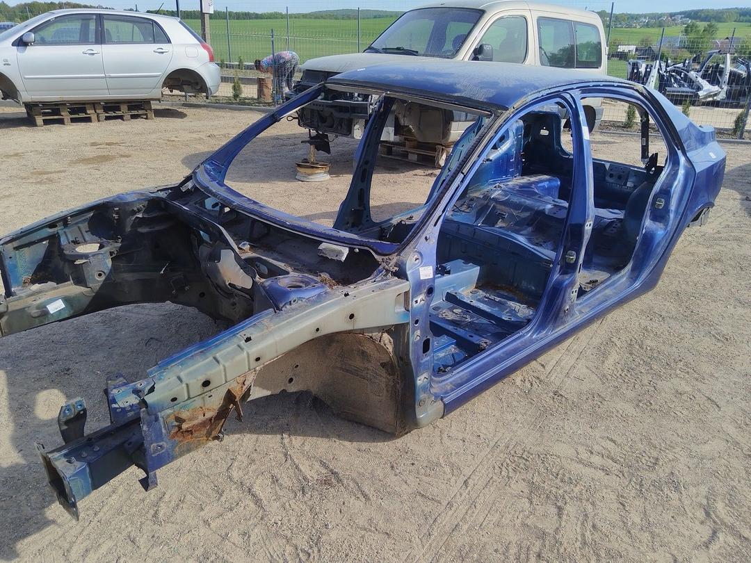 Лонжерон левый UXM6F6 Renault Laguna