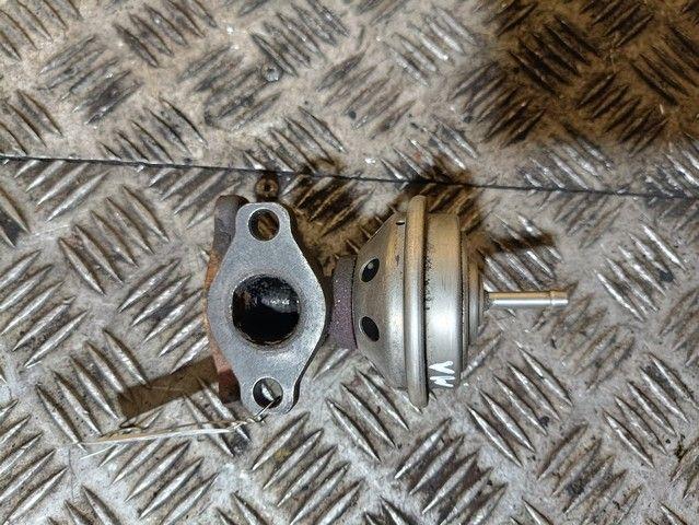 Клапан EGR 8KPY85 Volkswagen Passat