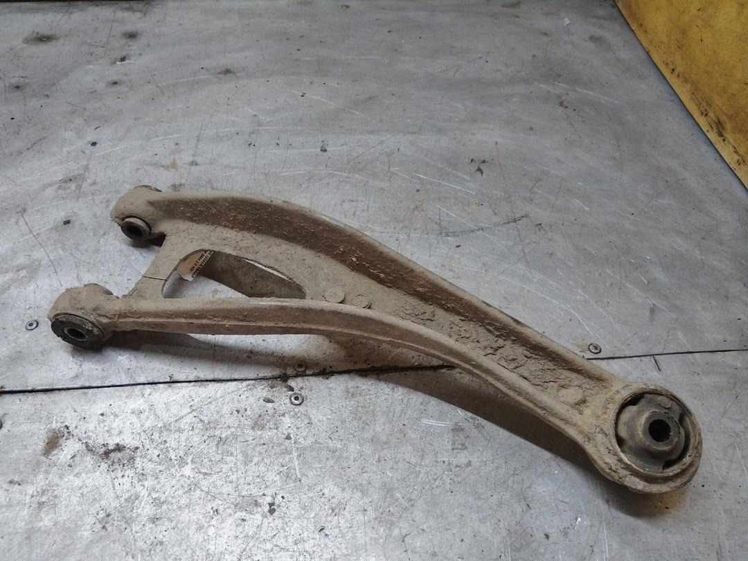 Рычаг задний правый KB4JUF Peugeot 406 купить