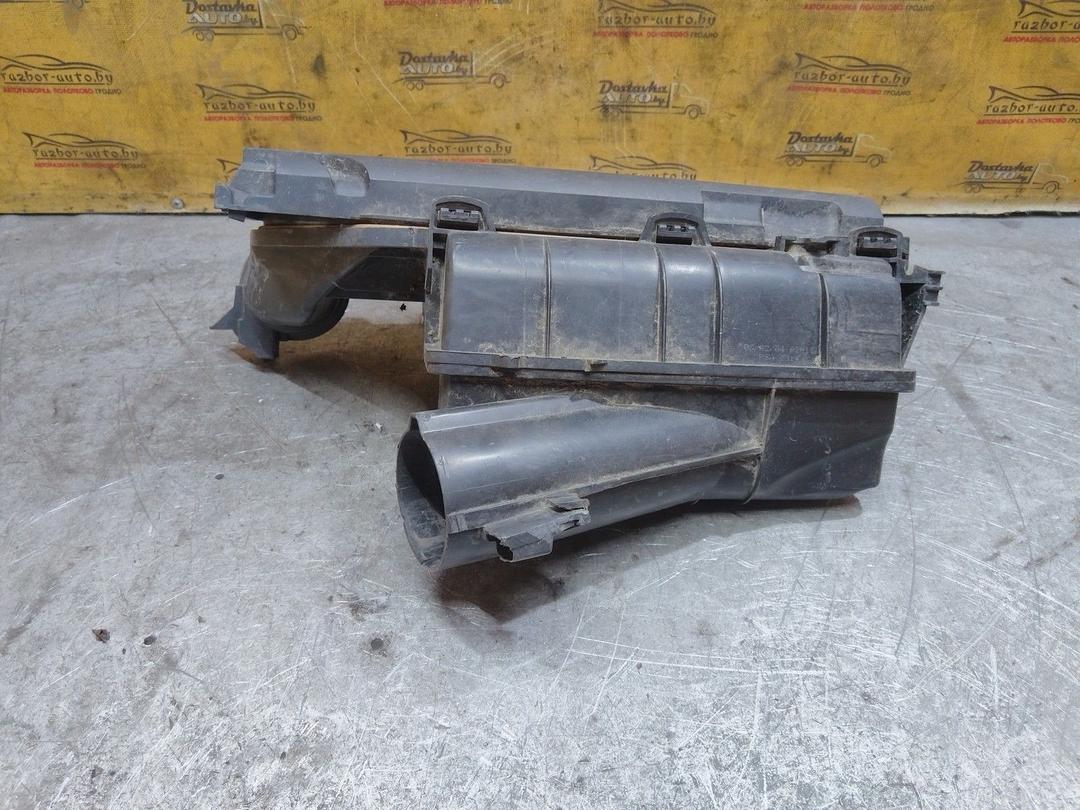 Корпус воздушного фильтра 9F3VSJ Ford Fusion купить в магазине запчастей бу