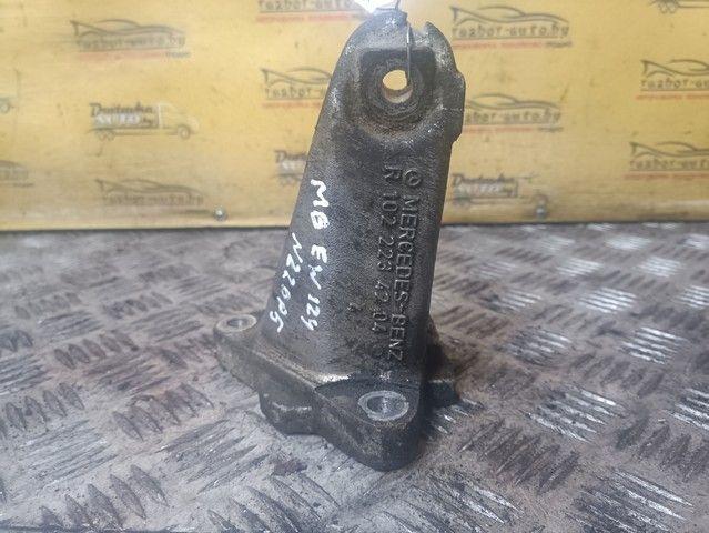 Кронштейн двигателя X1MIT6 Mercedes E W124