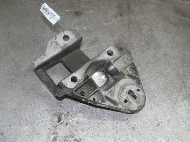 Кронштейн двигателя VVGJVL Renault Scenic