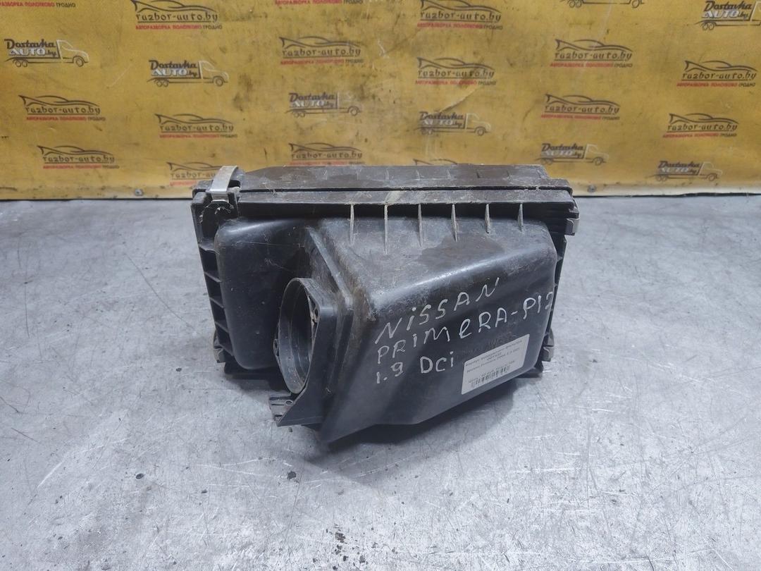 Корпус воздушного фильтра O0T42Z Nissan Primera - Фото 1