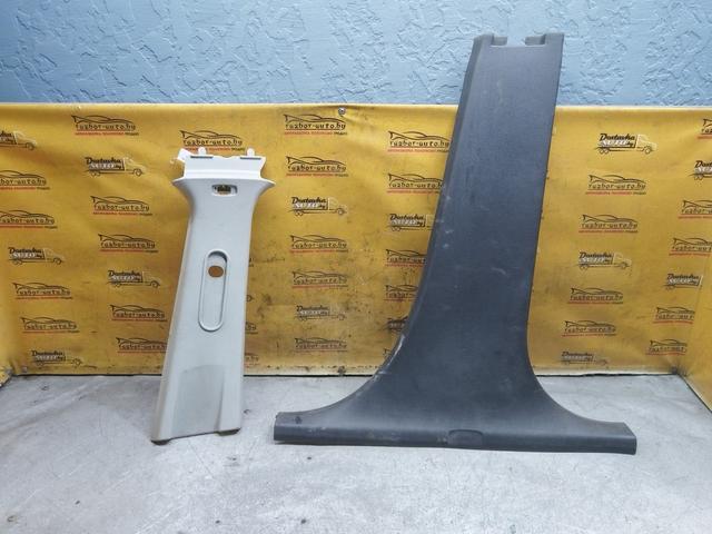 Обшивка стойки центральной правой 5OYAD6 Skoda Fabia