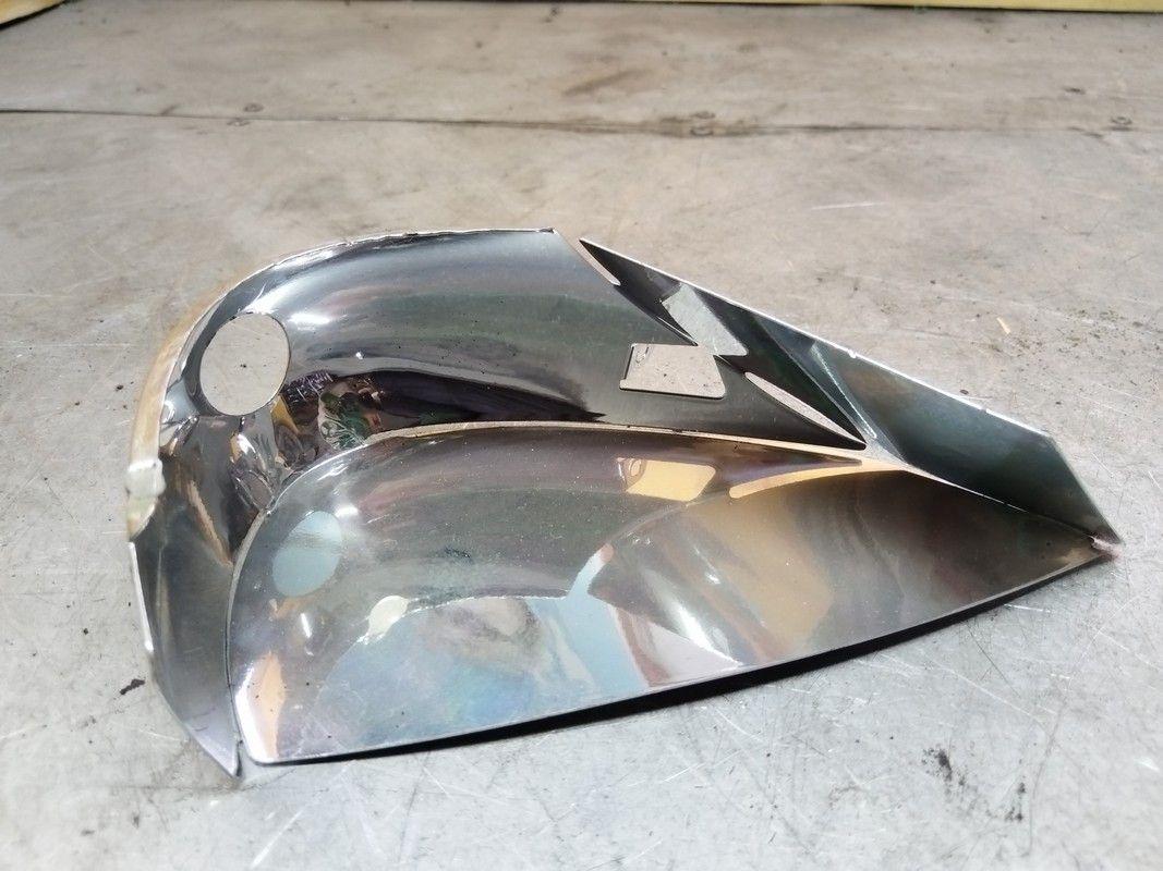 Отражатель фары 1A09JG Toyota Avensis Verso купить на авторазборке