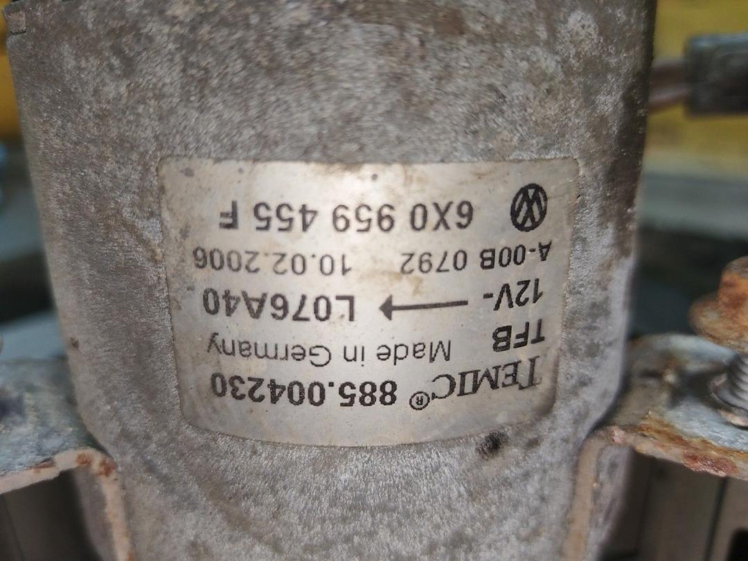 Вентилятор радиатора 5WZW7T Volkswagen Golf - Фото 4