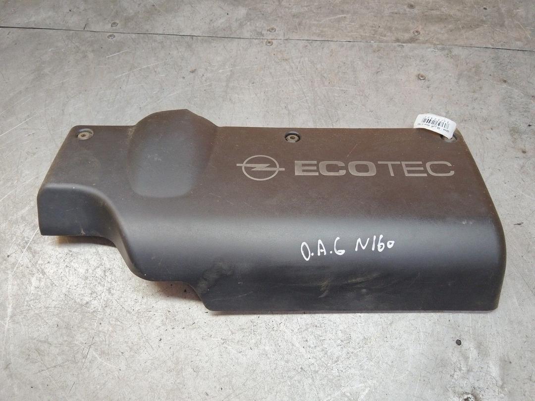 Декоративная крышка двигателя EEB1PL Opel Astra