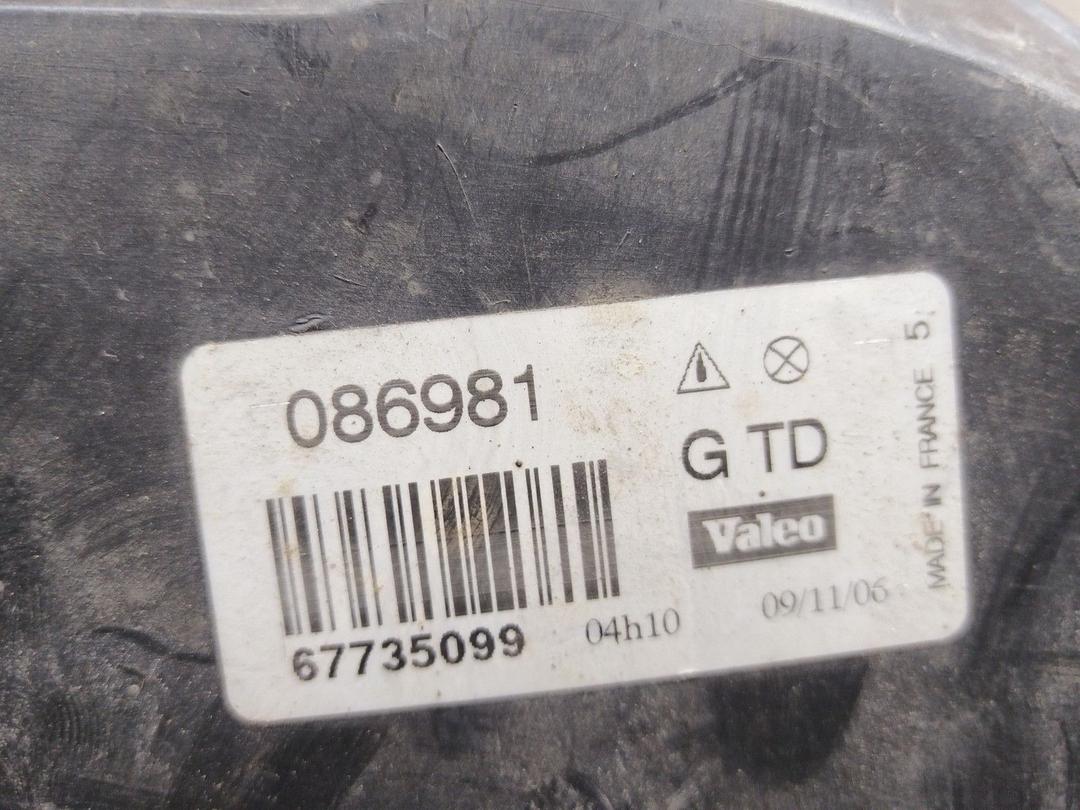 Фара левая C4NTQ9 Renault Clio купить с доставкой