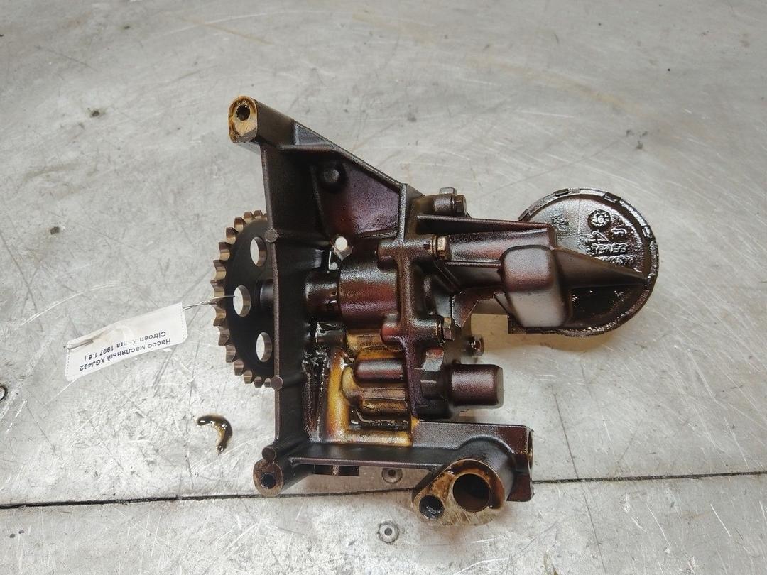 Насос масляный XGJ432 Citroen Xsara купить с доставкой