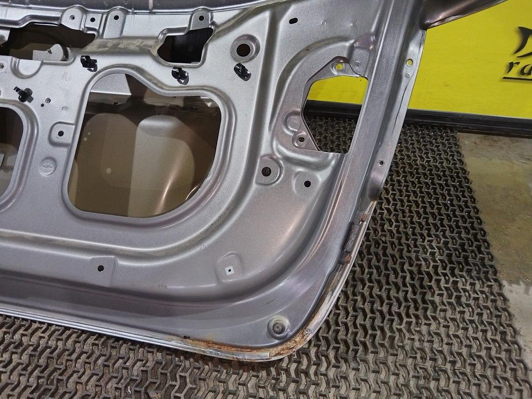 Крышка багажника (дверь 3-5) 0EODPX Kia Sorento undefined