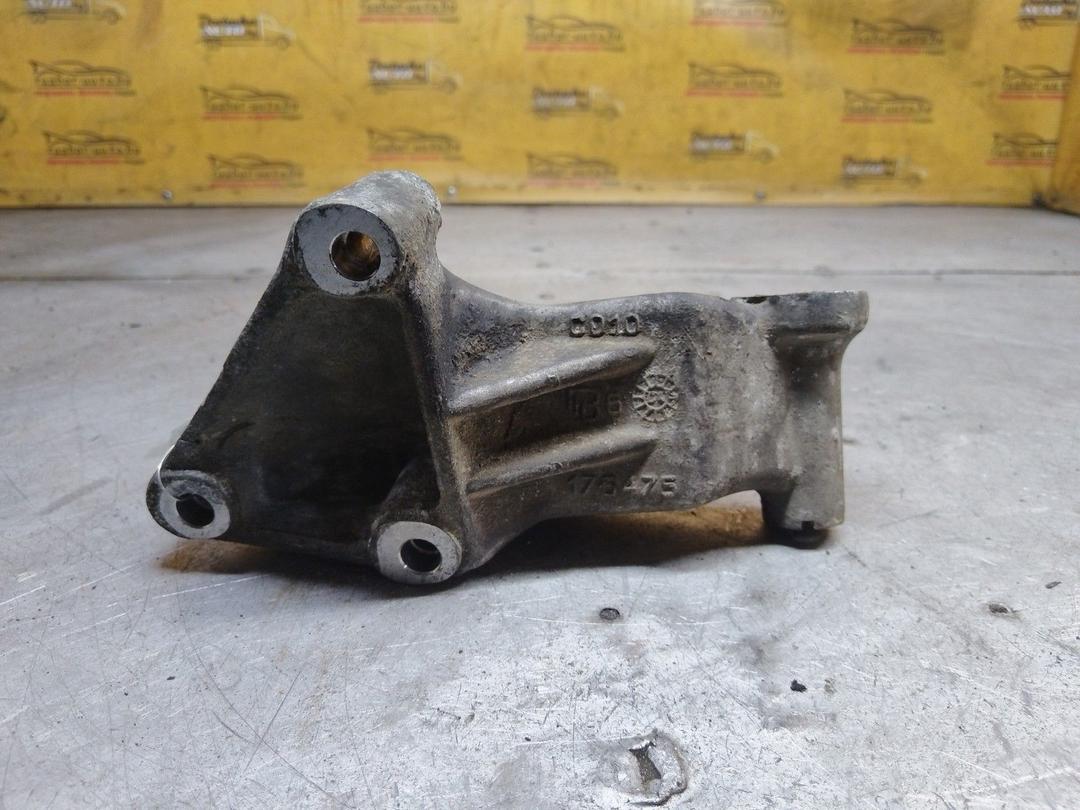 Кронштейн двигателя B26IXM Alfa Romeo 147 - Фото 3