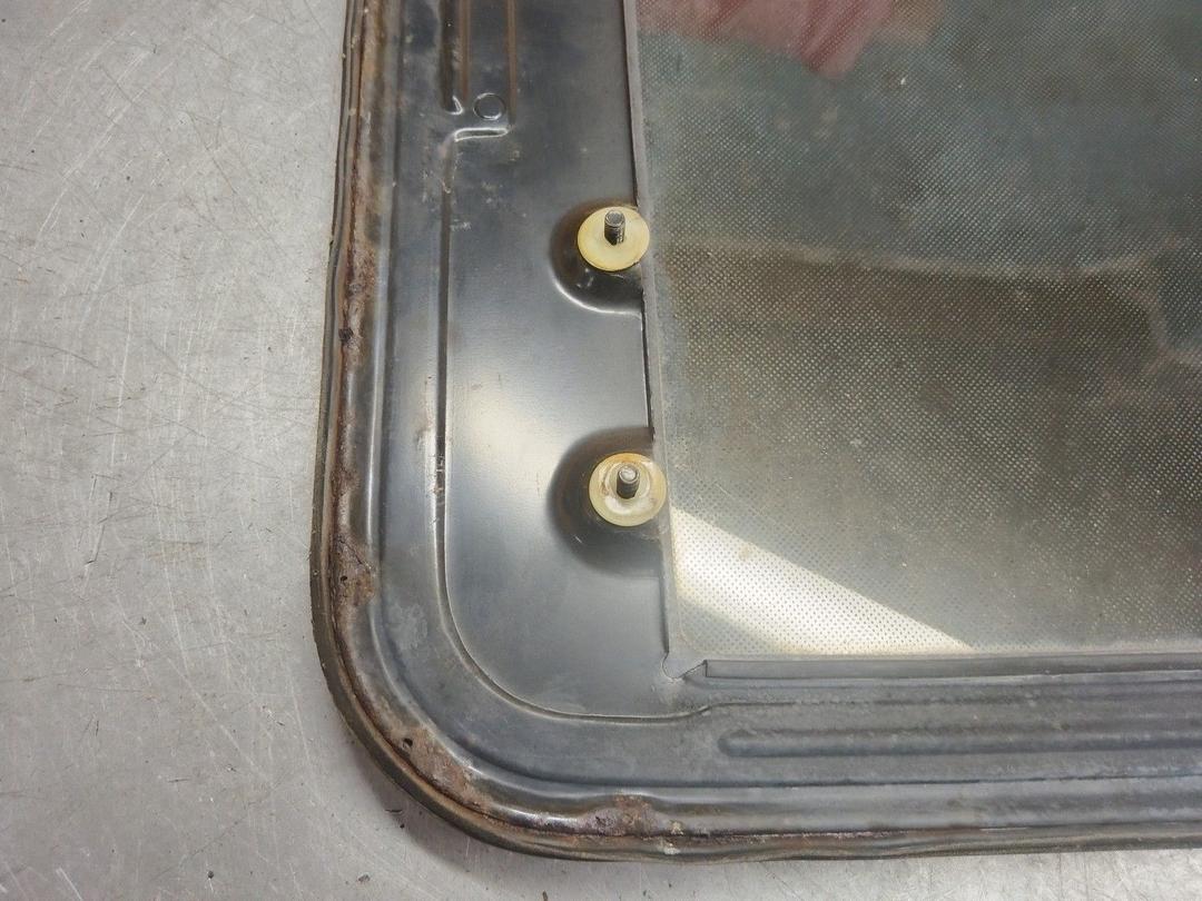 Стекло люка X3R2G0 Hyundai Lantra - Фото 3