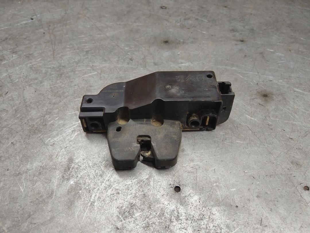 Замок багажника 5BBTFT Citroen Xsara Picasso - Фото 1