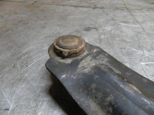 Рычаг передний правый F9Y12M Renault Scenic купить на авторазборке