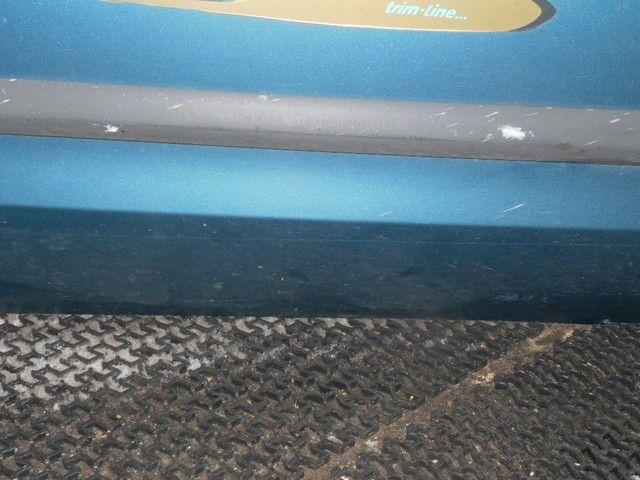 Дверь передняя правая 75RWO8 Mazda Premacy купить с доставкой