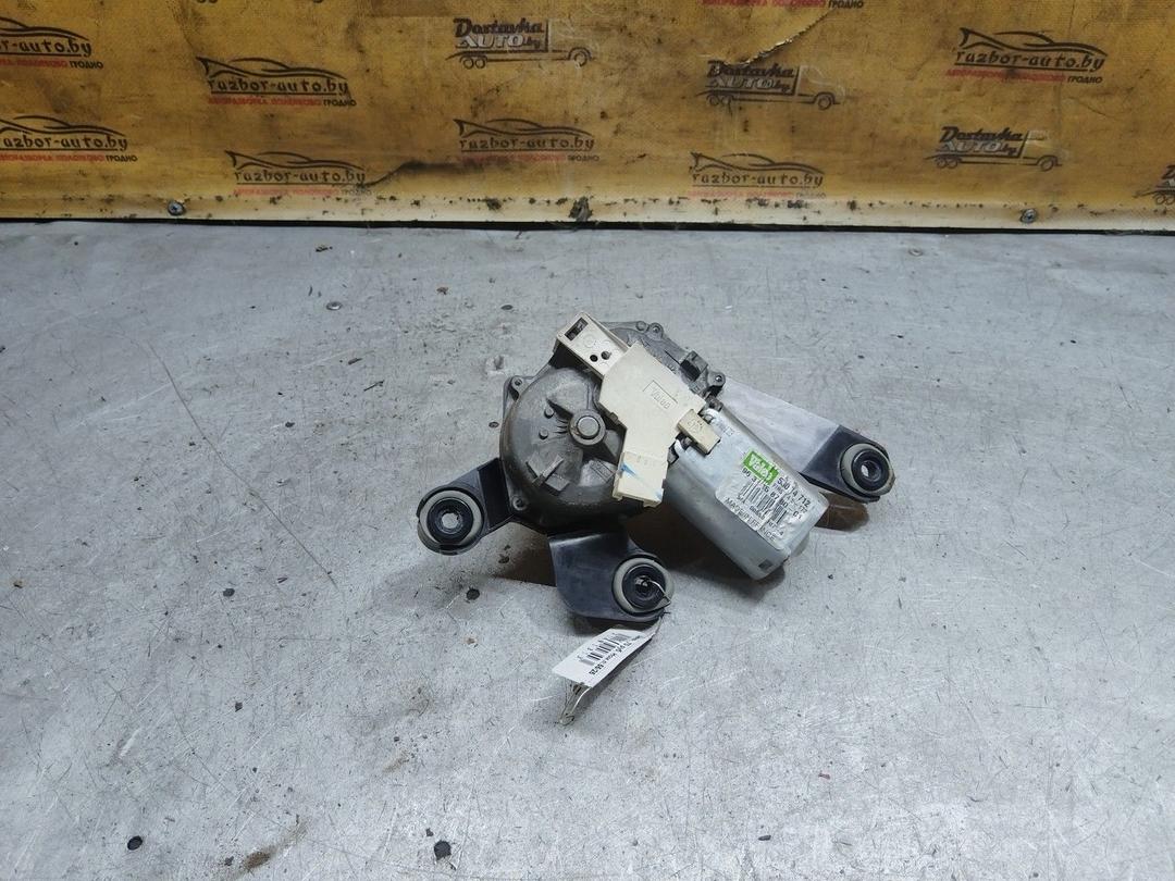 Моторчик заднего стеклоочистителя (дворника) VULVWY Citroen C3