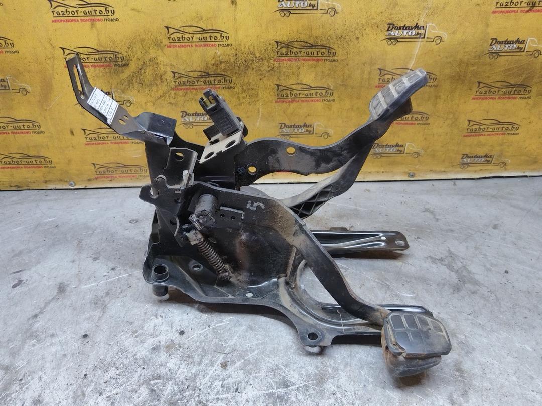 Узел педальный (блок педалей) VQOMTM Seat Toledo купить