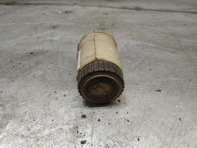 Бачок гидроусилителя R4YA0N Citroen Saxo купить