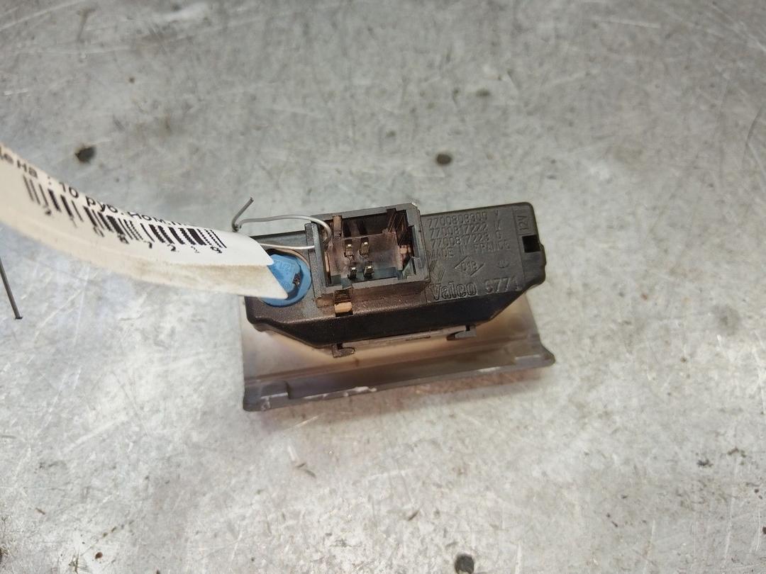 Кнопка регулировки фар A56PGD Renault Safrane - Фото 2