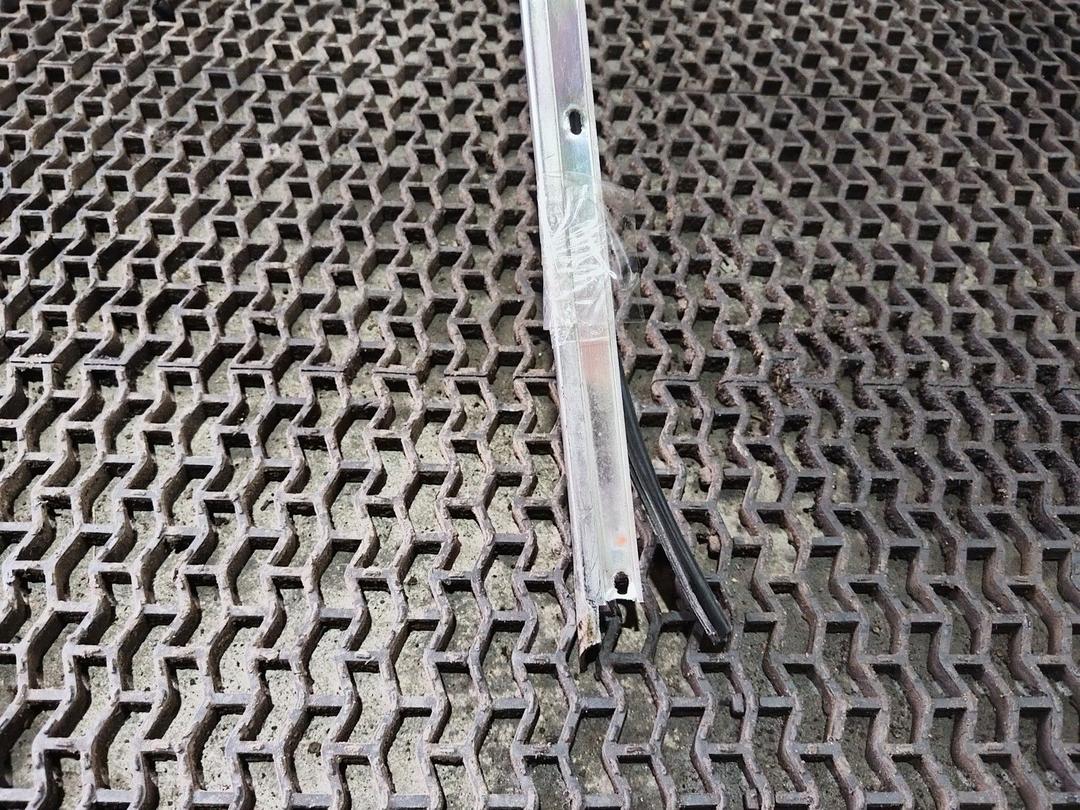 Молдинг крыши ZHKX6V Volkswagen Passat купить с доставкой