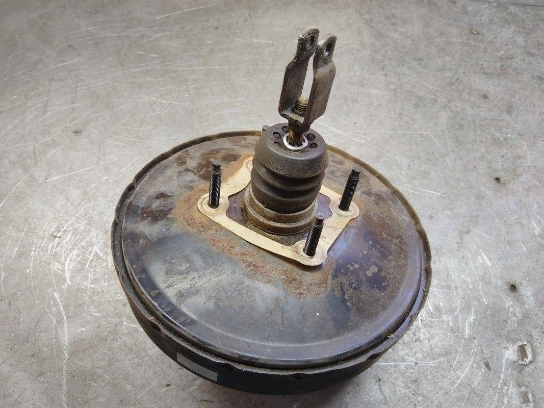 Вакуумный усилитель тормозов 2ERFP4 Mazda 626 купить с доставкой