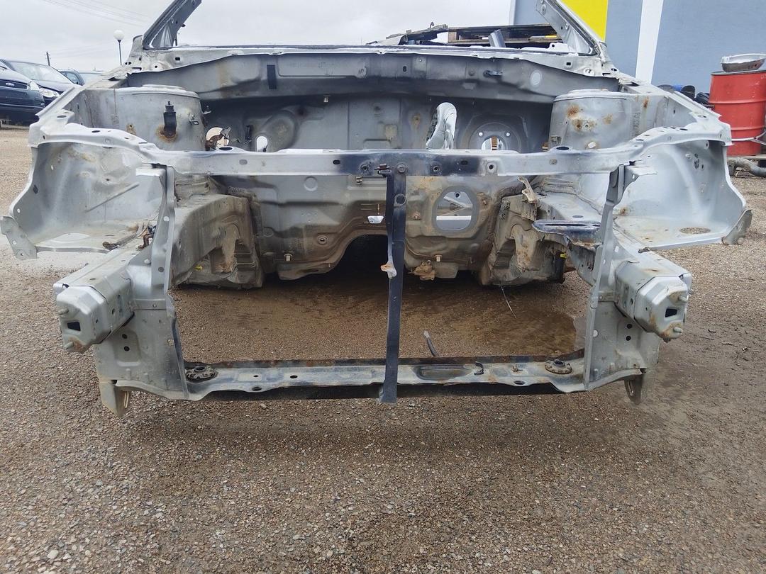 Передняя панель крепления облицовки (телевизор) JQ70AB Toyota Corolla купить на авторазборке