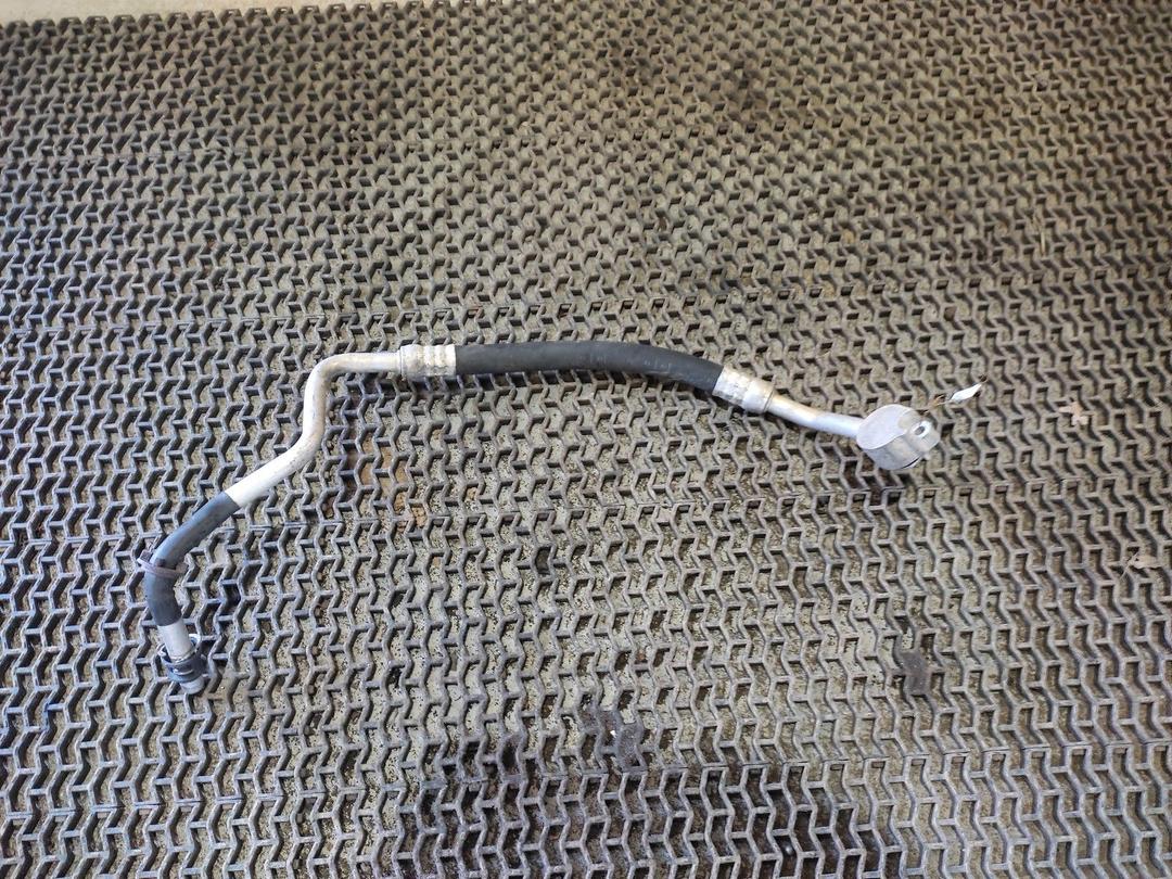 Трубка кондиционера JFSZL1 Audi A6 - Фото 1