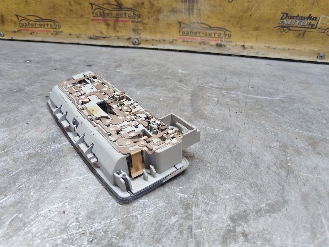 Фонарь салона (плафон) UTQ0YZ Renault Espace купить в магазине запчастей бу