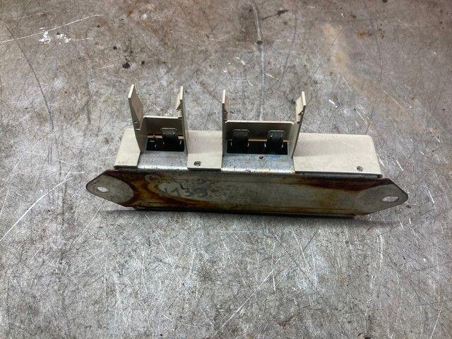 Усилитель антенны U3548I Opel Vectra - Фото 2