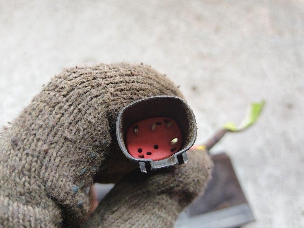 Замок двери передней правой 6XEO02 Ford Escort купить с доставкой