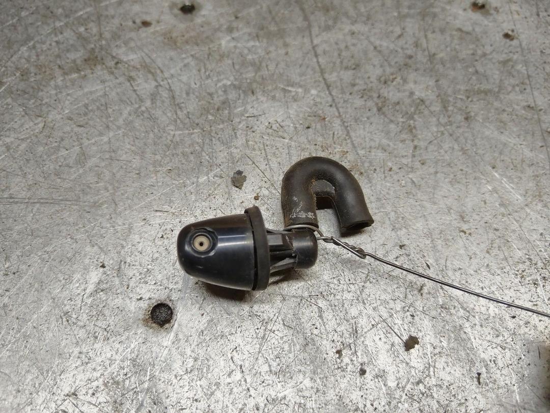 Форсунка омывателя заднего стекла HLZACL Mazda Premacy