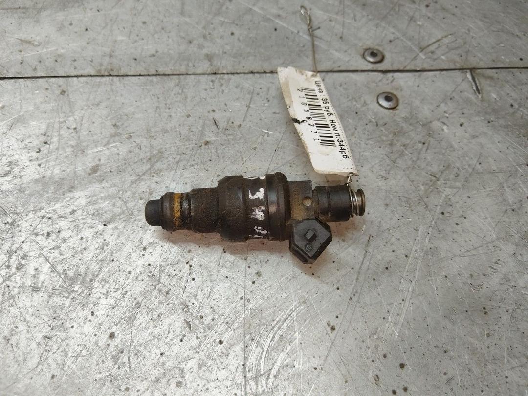 Форсунка Y1C23D Audi A4 - Фото 1