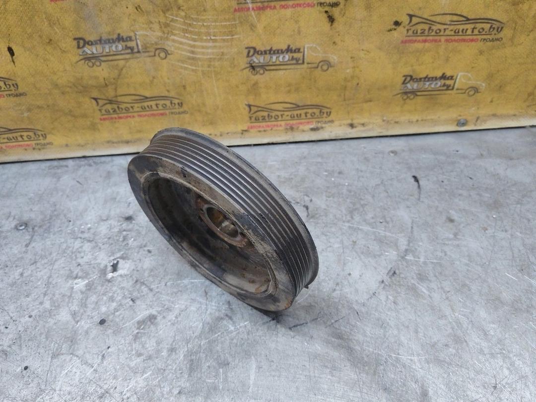 Шкив коленвала G2T71U Peugeot 406 undefined
