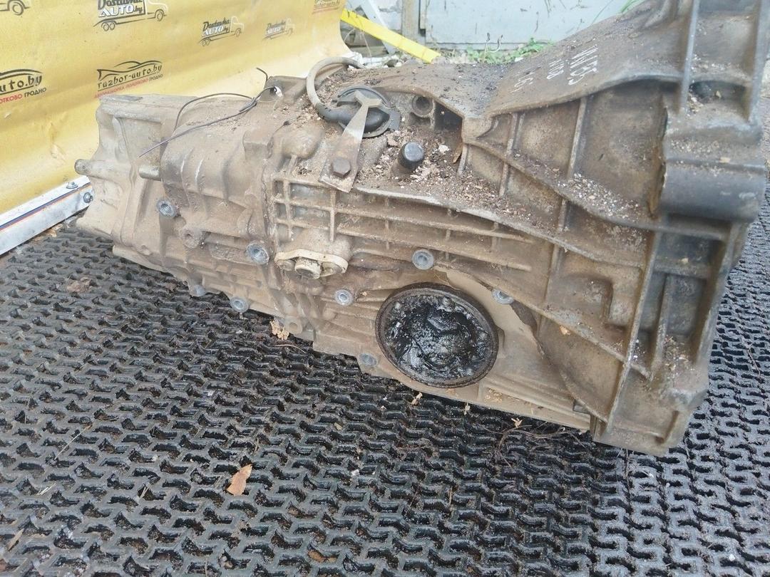 КПП механическая (МКПП) 5-ступенчатая LV9IU8 Volkswagen Passat купить в магазине запчастей бу