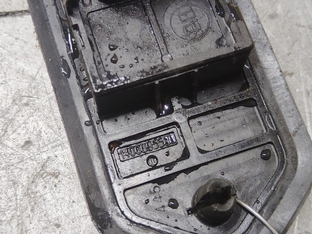 Выключатель концевой (концевик) 8745L9 Citroen C8 купить с доставкой