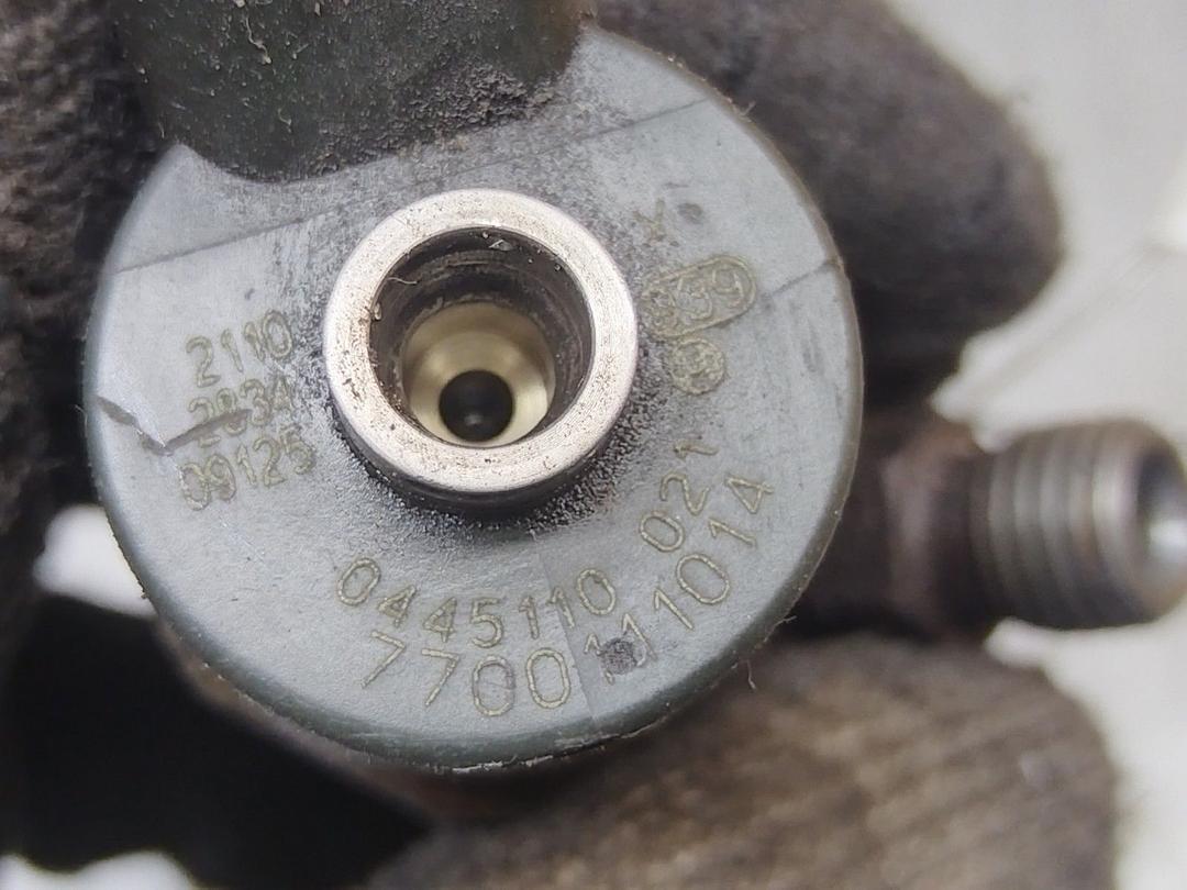 Форсунка J8RCRP Renault Scenic RX4 купить в магазине запчастей бу